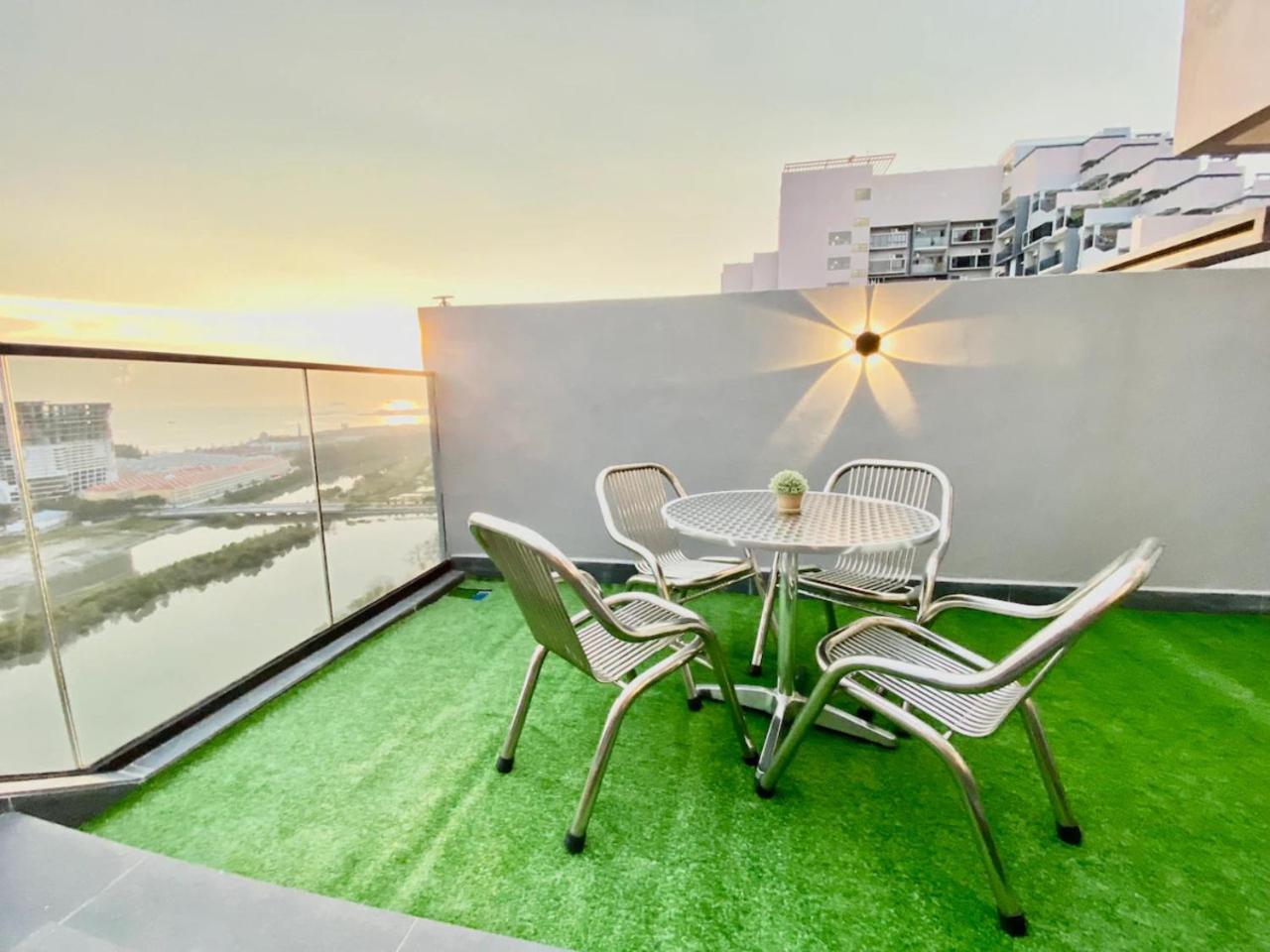 Imperio Residence Melaka Экстерьер фото